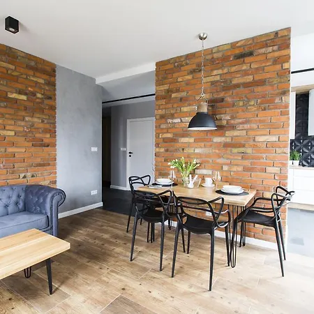 Apartment Homewell Maraton Gardens *