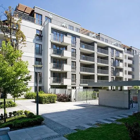 Homewell Maraton Gardens * Познань