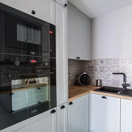 Homewell Maraton Gardens * Познань