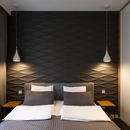 Homewell Maraton Gardens Апартаменти *