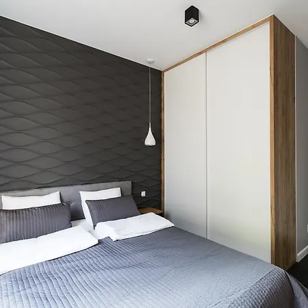 Homewell Maraton Gardens *