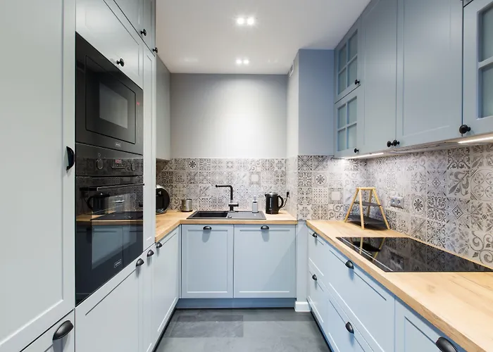 Апартаменти Homewell Maraton Gardens