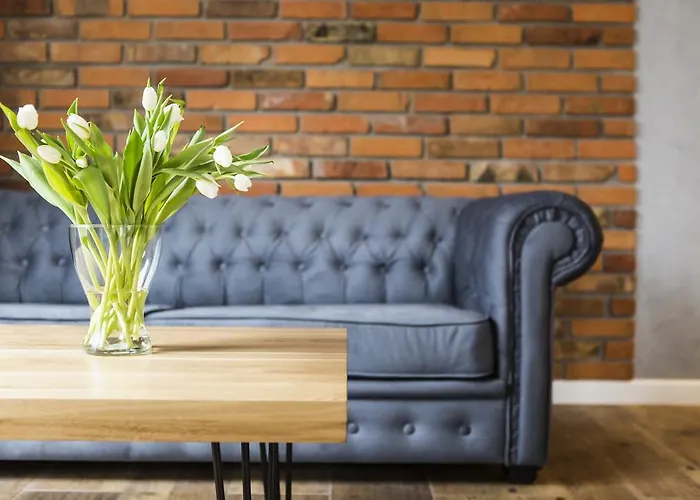 Homewell Maraton Gardens Апартаменти *