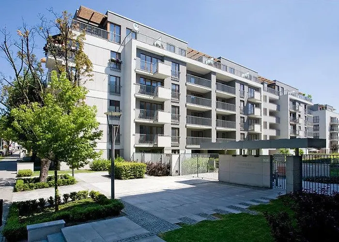 Homewell Maraton Gardens * Познань