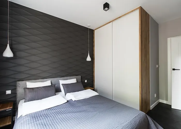 Homewell Maraton Gardens *