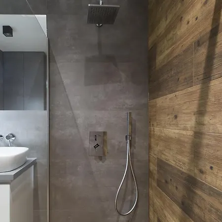 Homewell Maraton Gardens Appartement *