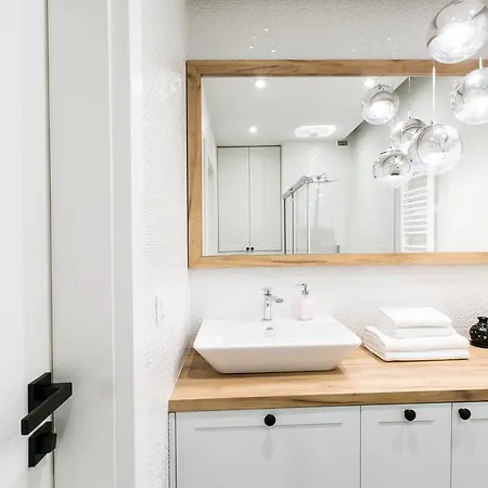 Homewell Maraton Gardens * Poznań